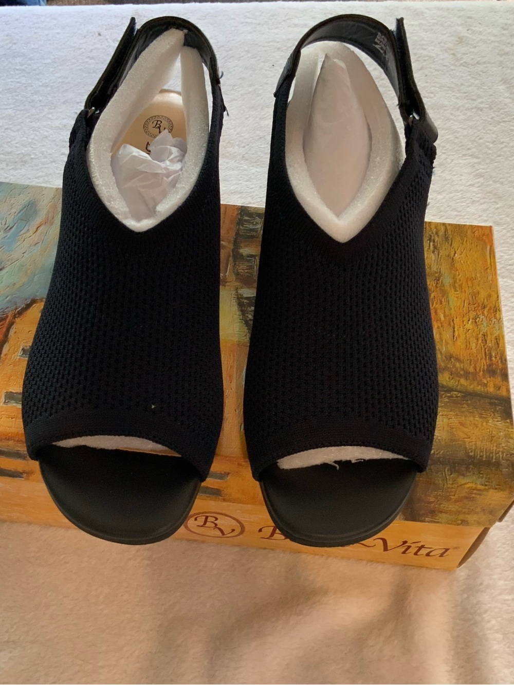 Bella vista navy blue Open-Toe Knit Slingback Sandals size 8.5W. New. SKU 3093